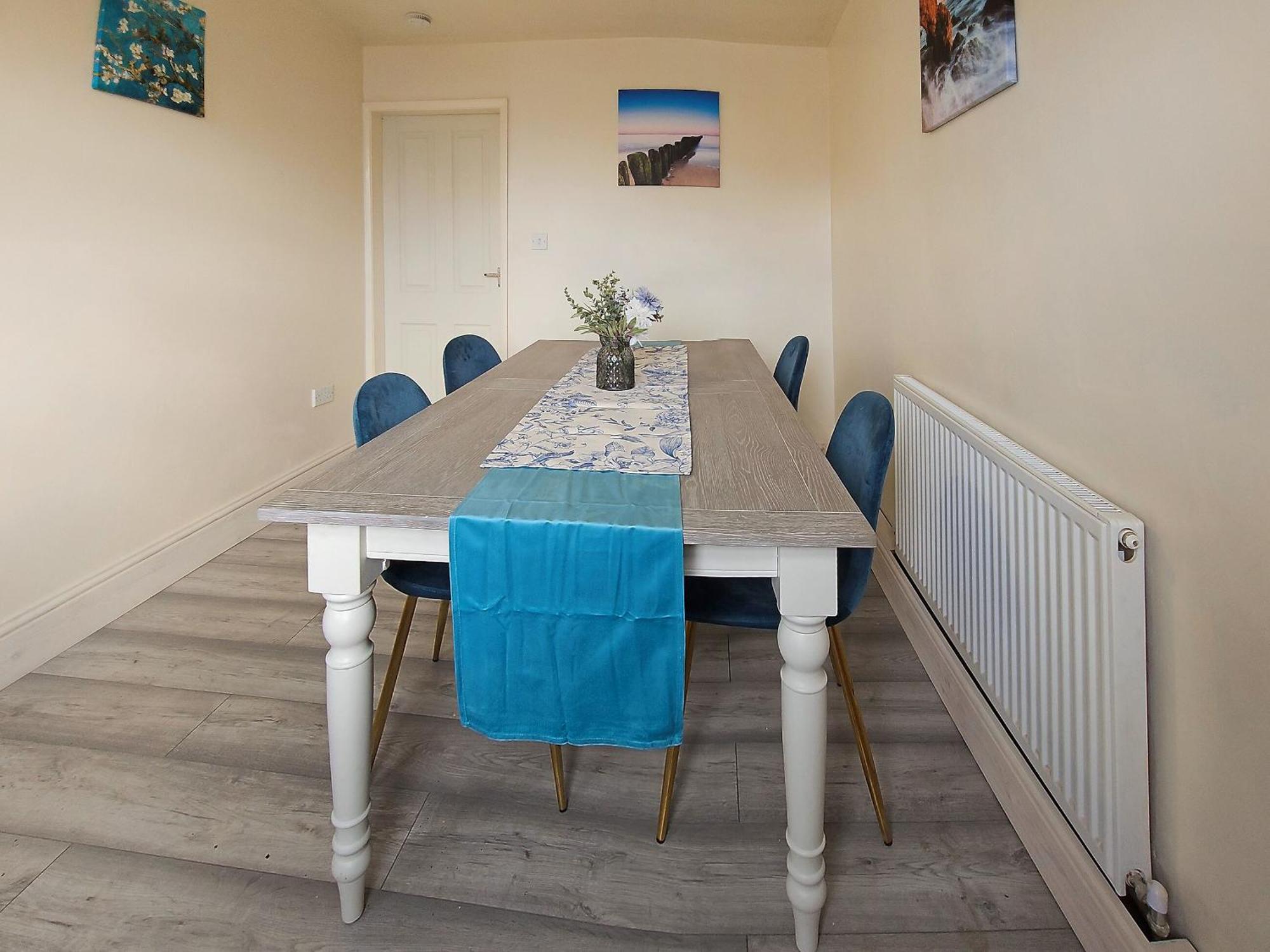 Queen House Belper Buitenkant foto